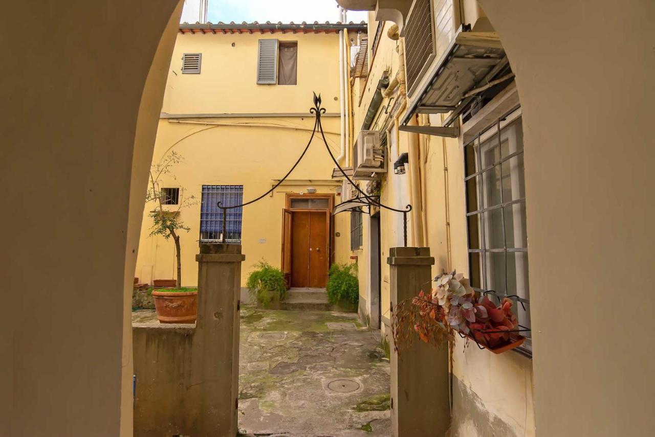 Casa Medici Riccardi - 50Mt Da Piazza Duomo Appartement Florence Buitenkant foto